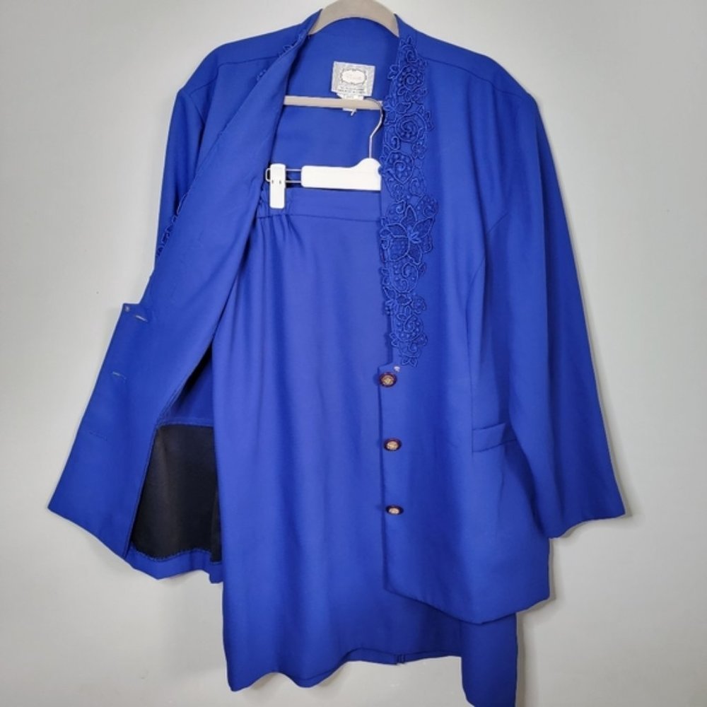 Vintage Vision Plus Sized Blue Embroidered 2 Piece Skirt Set (22)